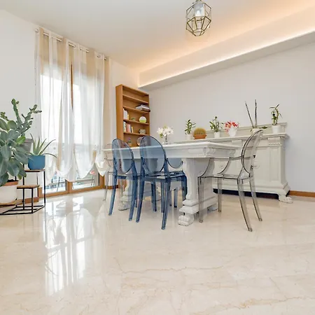 Elegance & Comfort Station 500mt -15minuti Duomo شقة *