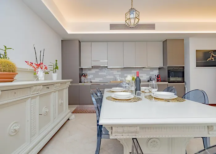 Apartman Elegance - Wi-fi Ultra Fast, Near Station *